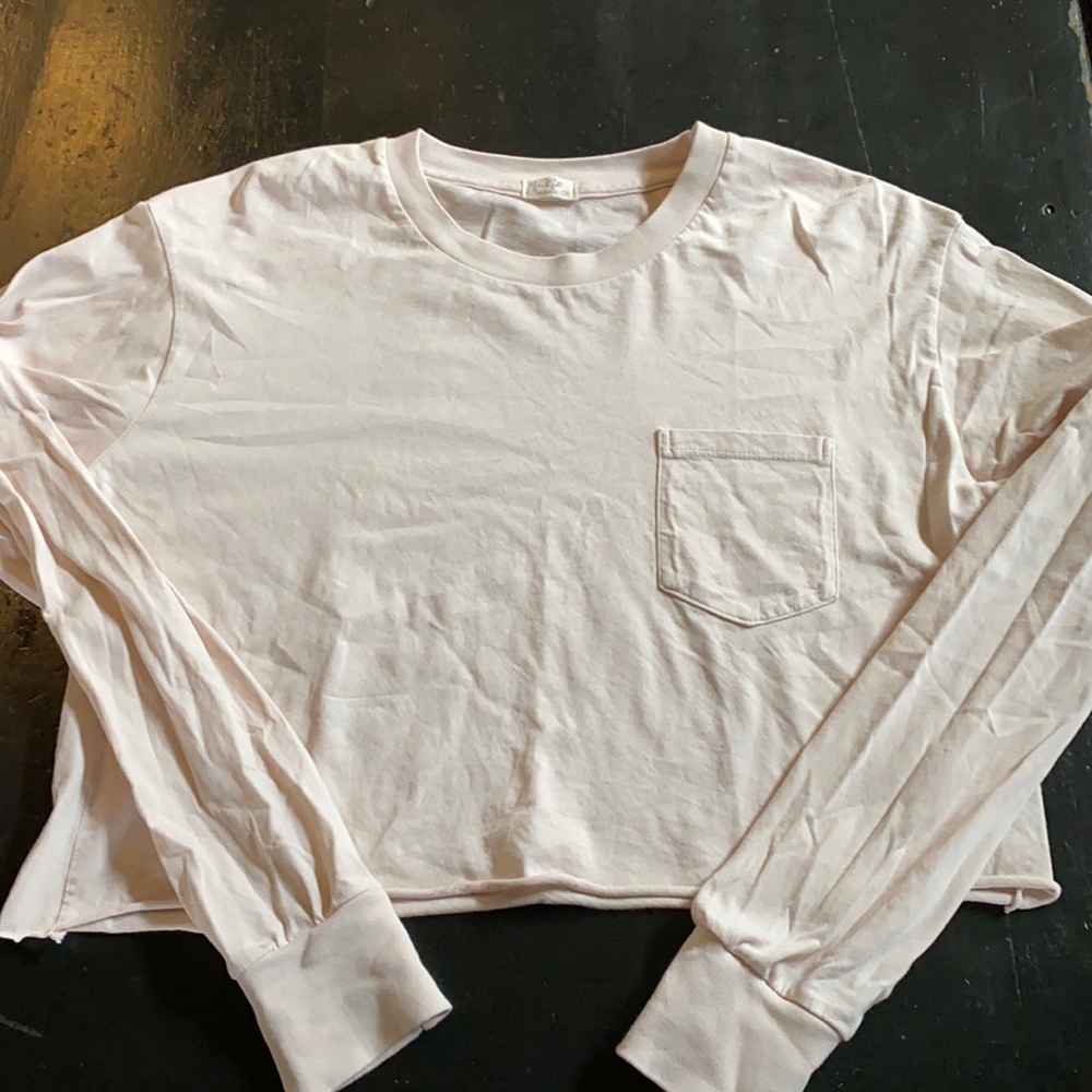 Long sleeve cropped oversized shirt - size os